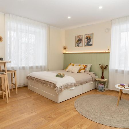 Studio In The Heart Of Paernu, Free Parking! Buitenkant foto