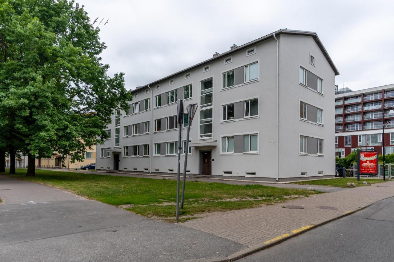 Studio In The Heart Of Paernu, Free Parking! Buitenkant foto