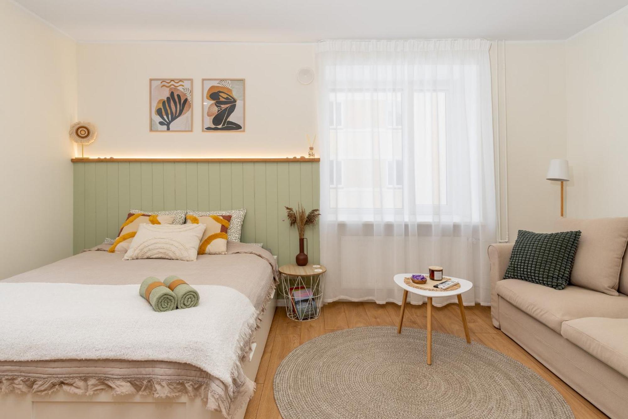 Studio In The Heart Of Paernu, Free Parking! Buitenkant foto