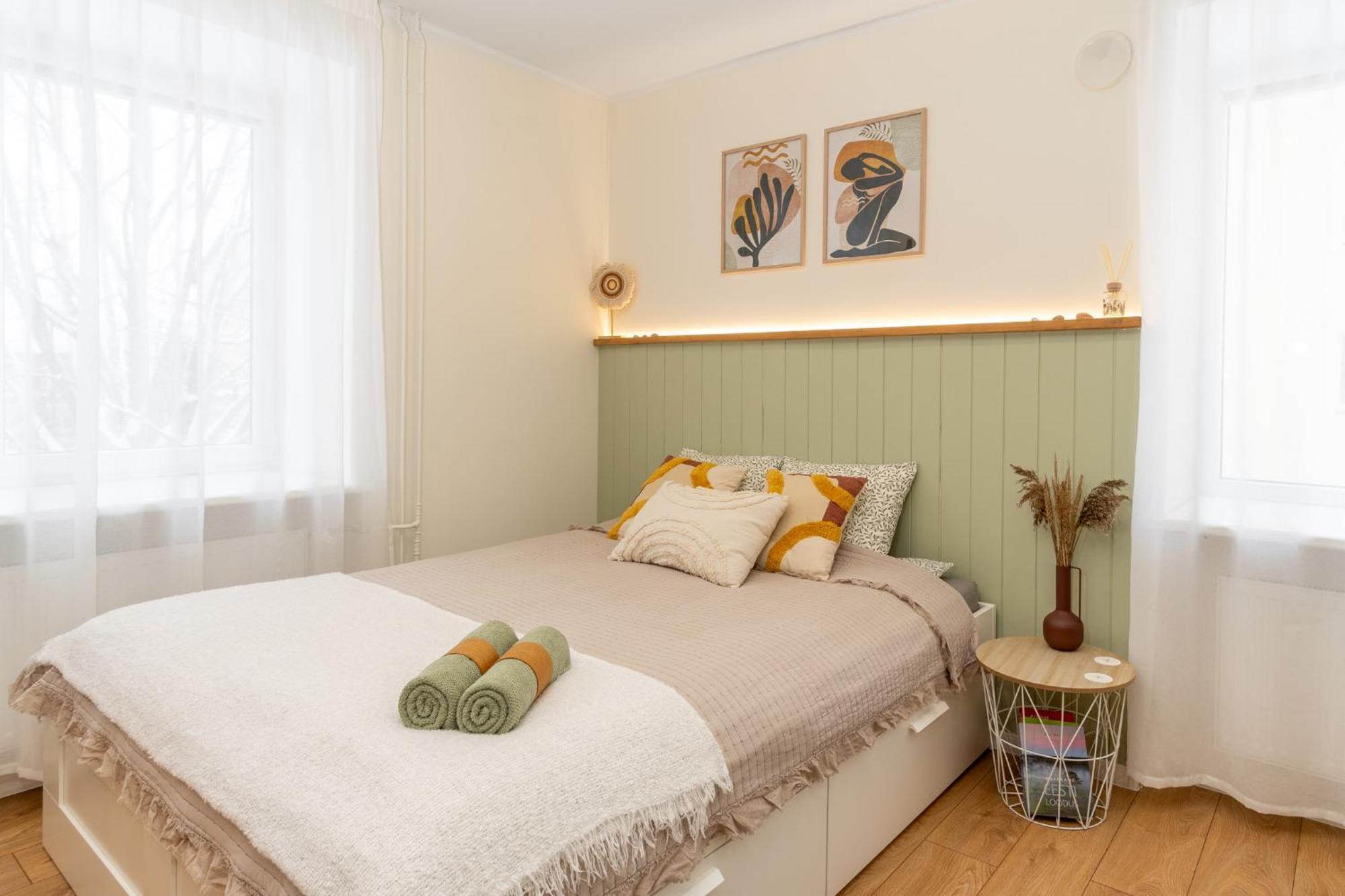 Studio In The Heart Of Paernu, Free Parking! Buitenkant foto